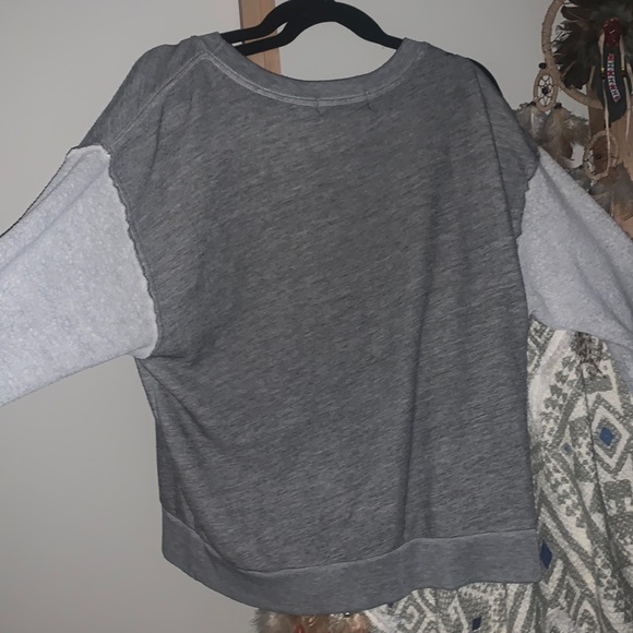 Comfy Wildfox Heart Sweater - Picture 2 of 2